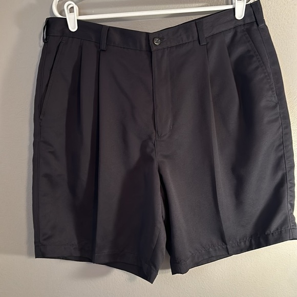 Other - Roundtree and yorke size 36, black shorts with 8.5 in inseam